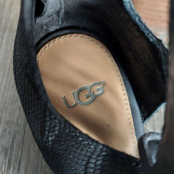 UGG Yasmin Black Snake Embossed Lace Tassel Zipper Wedge Sandal Women's Size 7 - Picture 10 of 10